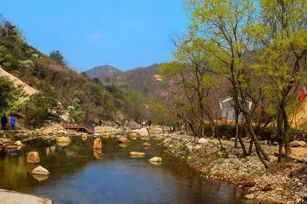 武漢周邊哪里可以抓螃蟹 姚家山香溪谷、京山美人谷值得一去